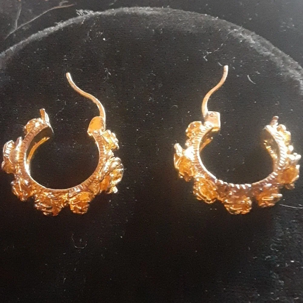 Elegant Gold Tone Hoop Earrings with Rose Design